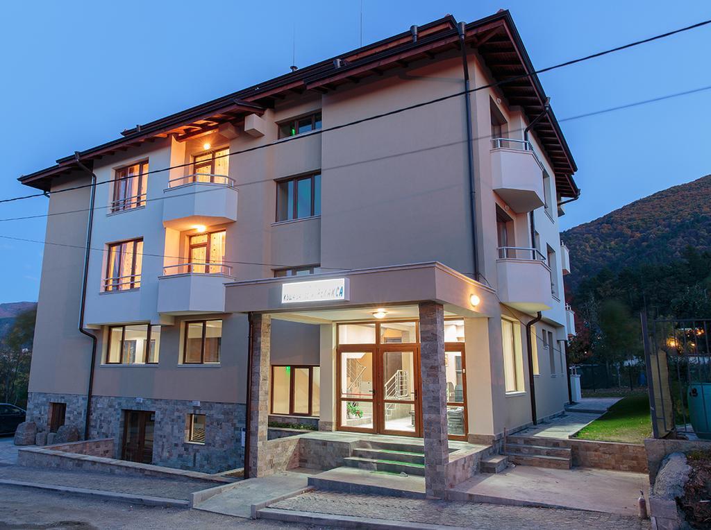 Family Hotel Relaxa Sapareva Banya Esterno foto